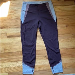NWOT! super cute plum lululemon leggings
